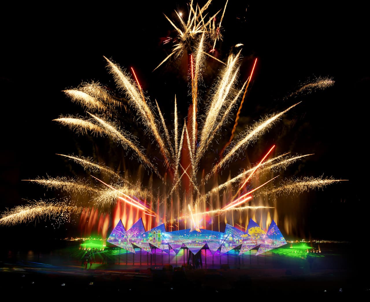 COMBO: Wings of Time Fireworks Symphony + Dining at Sentosa - main image