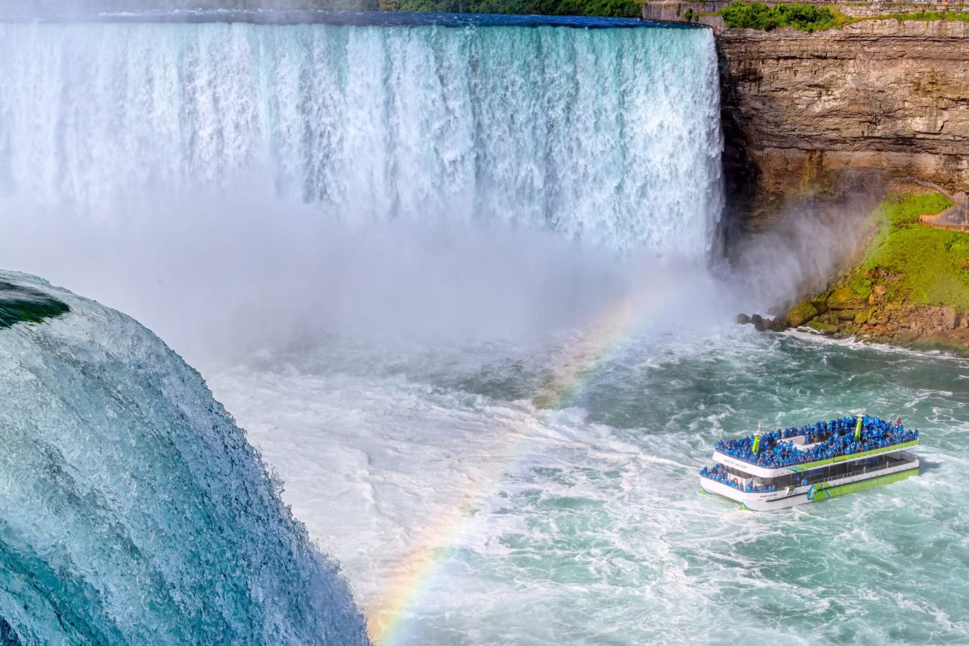Niagara Falls USA: Night Illumination Tour & Optional Maid of the Mist - image 7